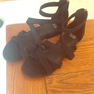 Eileen Fisher strappy sandal